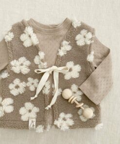 Little Pear teddy gilet voor baby en peuter met bloemen en panterprint